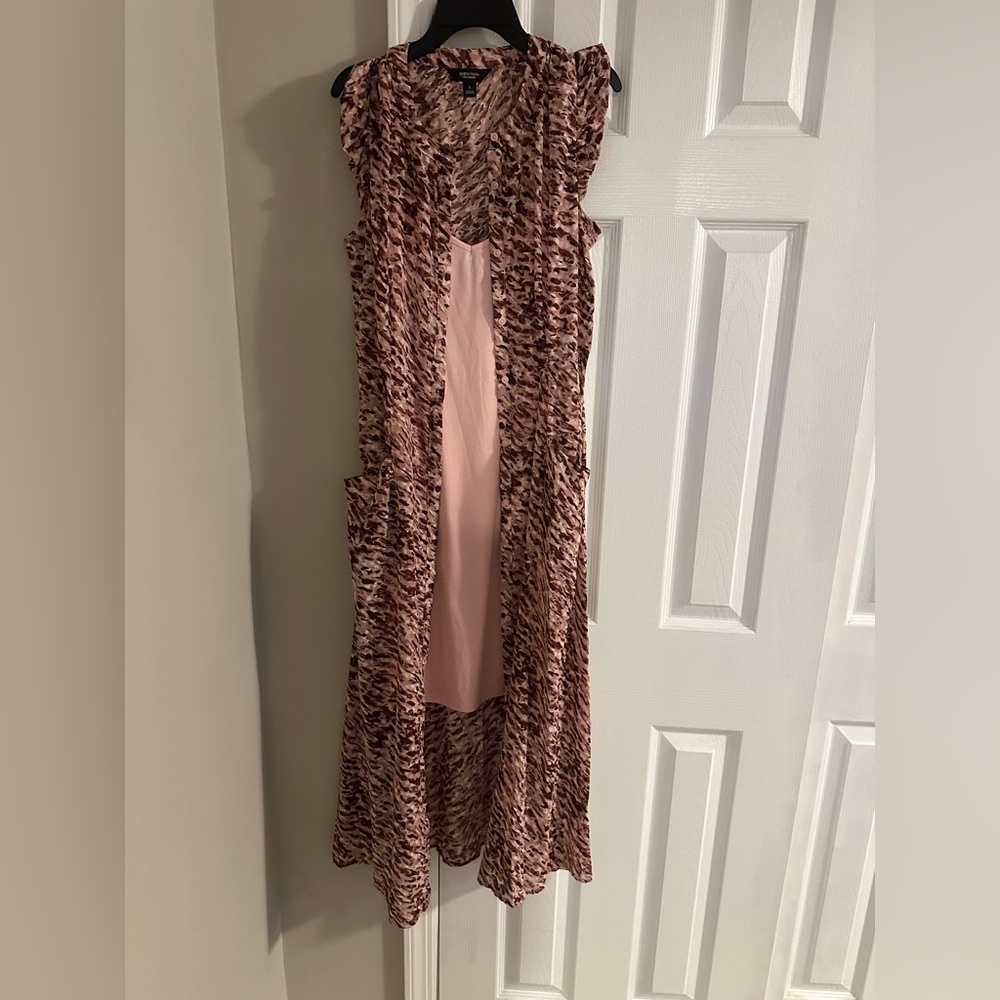 Sleeveless Pink and Brown Patterned Dress